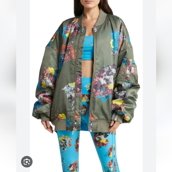 Ivy Park x Adidas Unisex REVERSABLE   satin bomber jacket - Picture 3 of 14